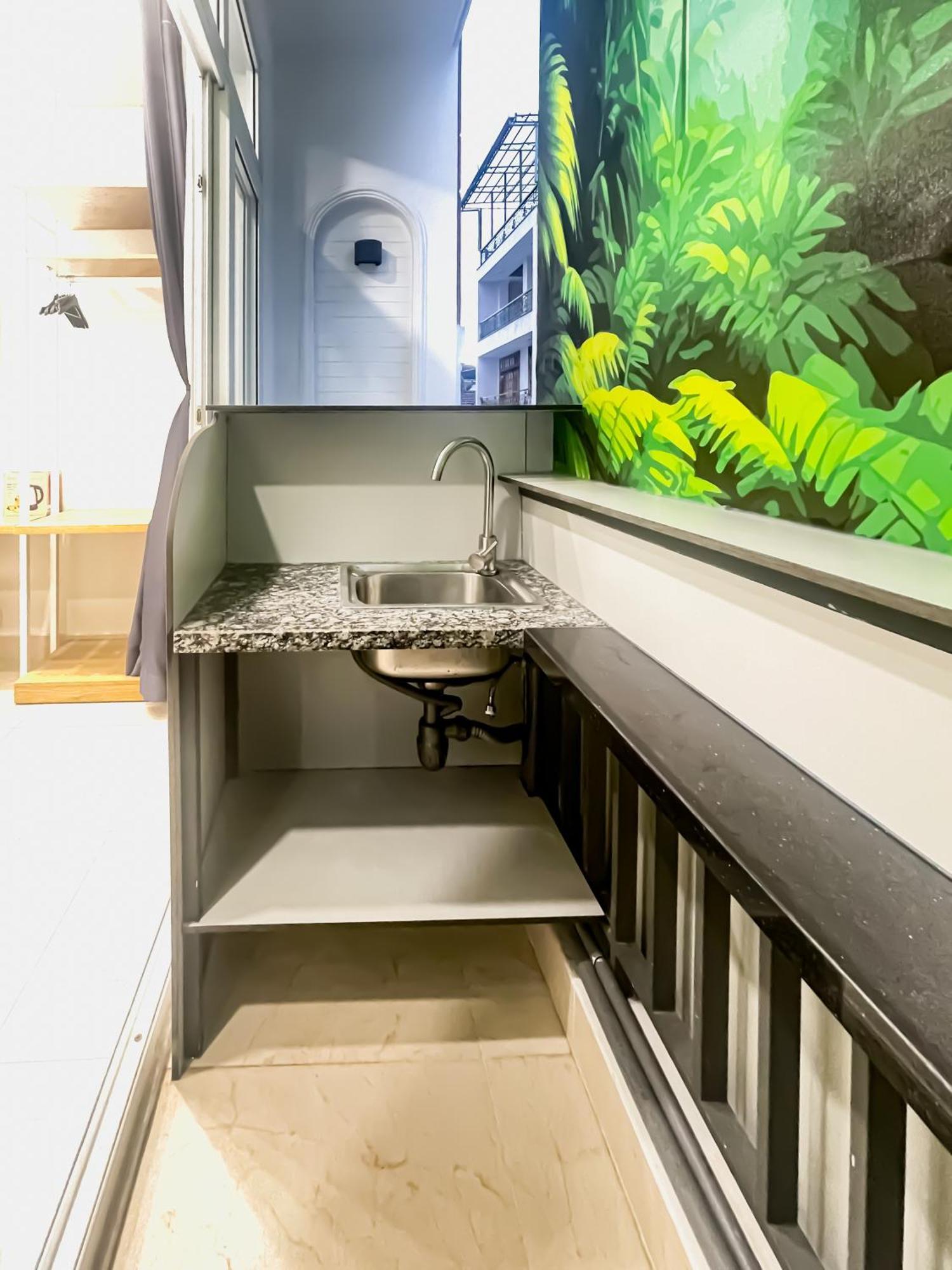 Ruby Studio Apartment Хошимин Екстериор снимка